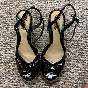 Gucci size 9 wedge sandals